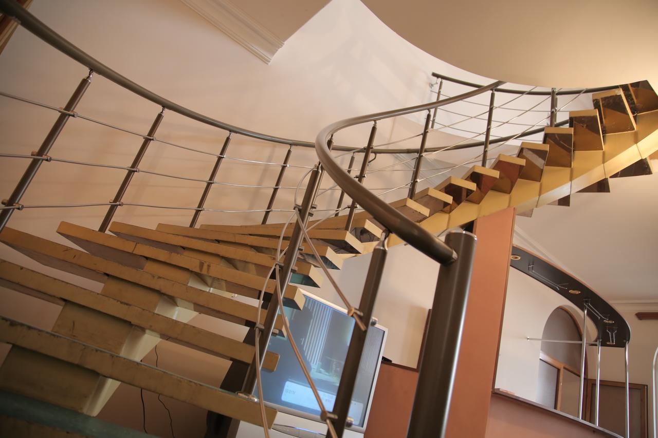 Noy Hostel Єреван Екстер'єр фото